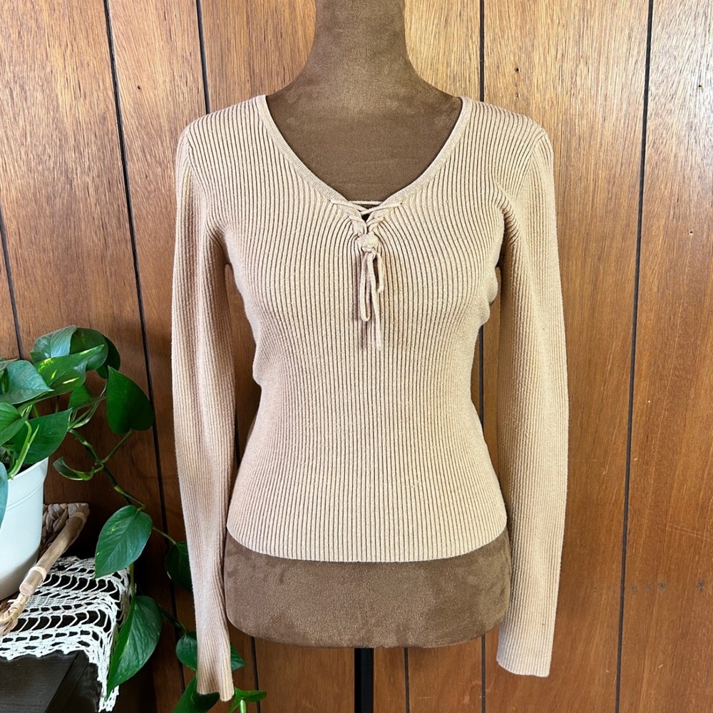 Vintage y2k Energie Ribbed Knit Vโ Neck Lace Up Long Sleeve Sweater Top Beige